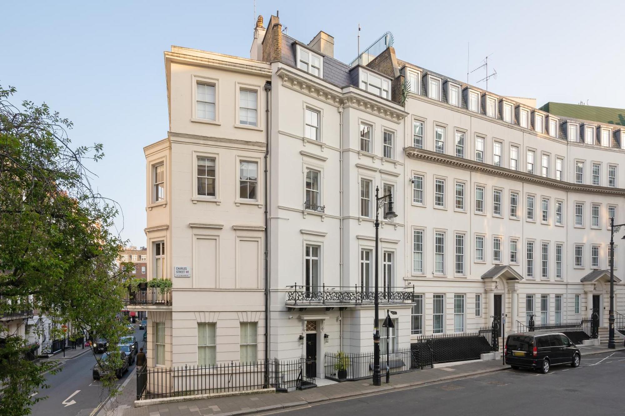 Charles Of Mayfair Apartment London